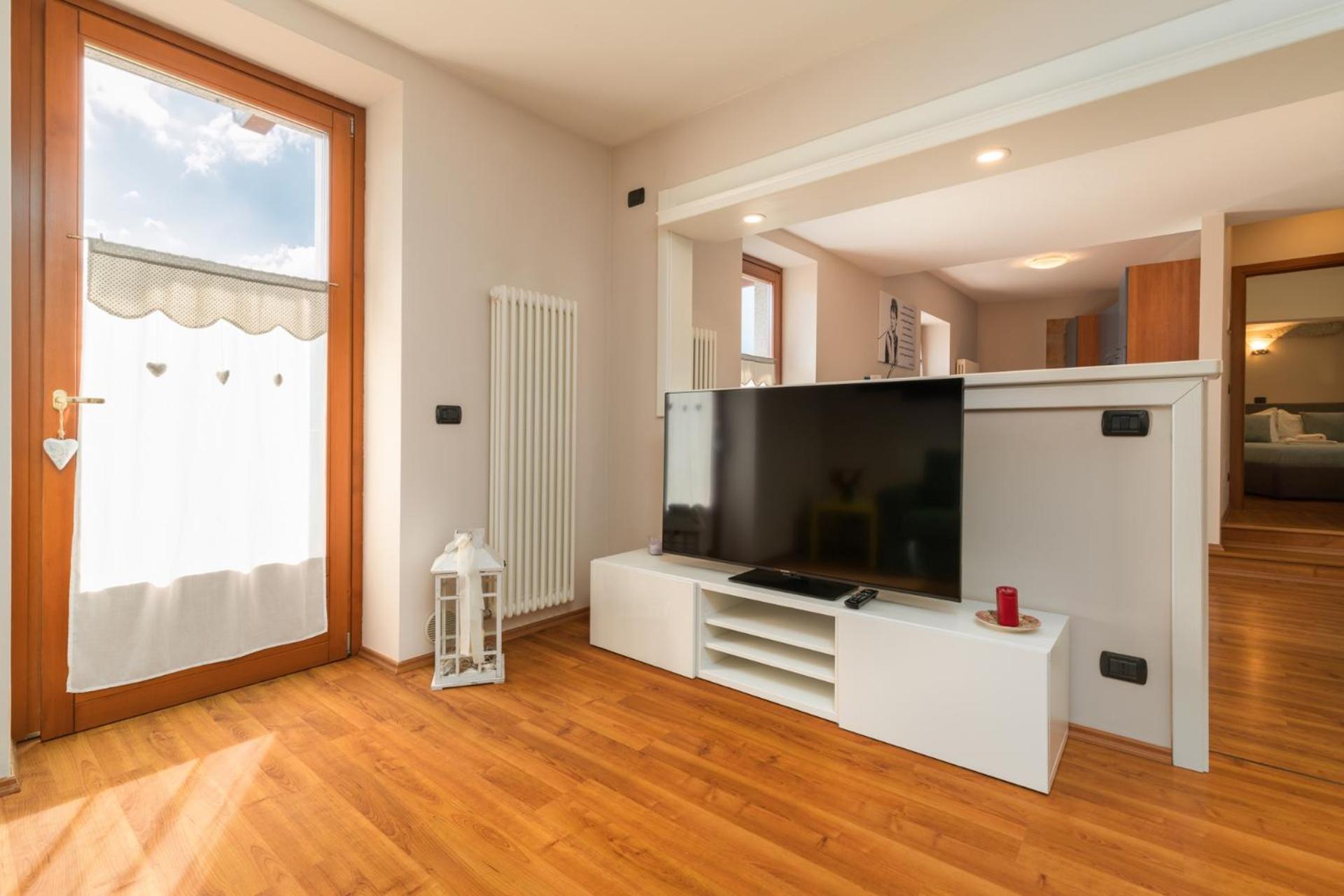 Appartamento Casa Monica Ledro Family Mezzolago Esterno foto